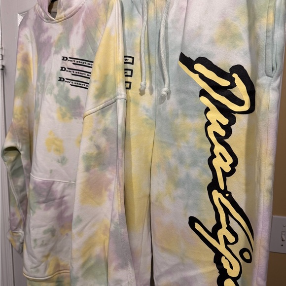 H&M x Dua Lipa Tie-Dye Women’s Jogger Set - Picture 2 of 5